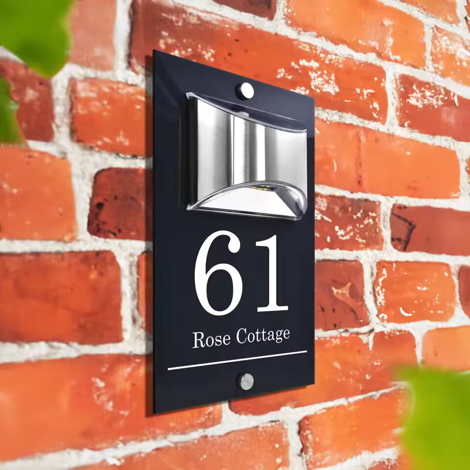 Personalisiertes Solar Modern Türschild 2in1 (Gravur)